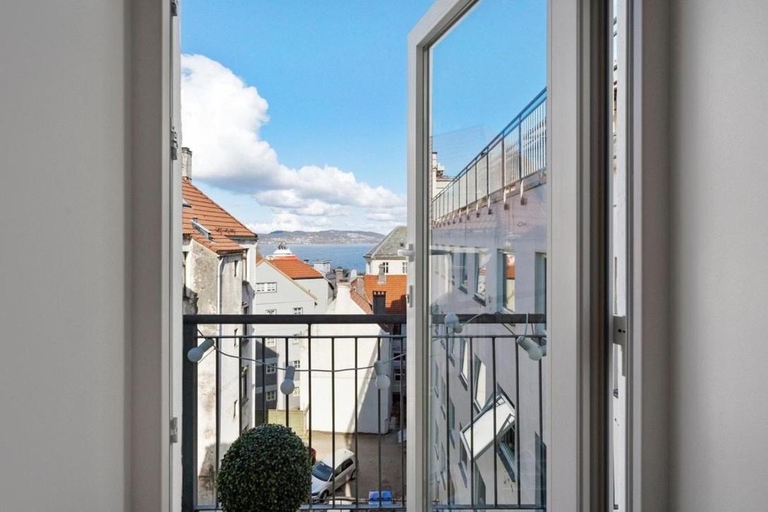Roomsly I Next To Bryggen With Balcony Apartamento